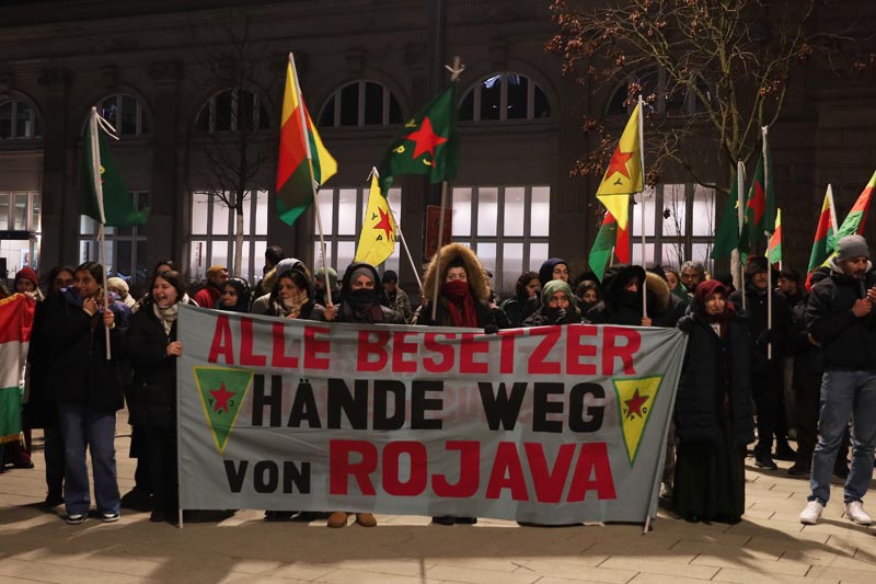 Mannheim’da Rojava’ya yönelik saldırılar protesto edildi