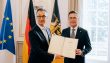 Cem Özdemir Baden-Württemberg Başbakanı oldu